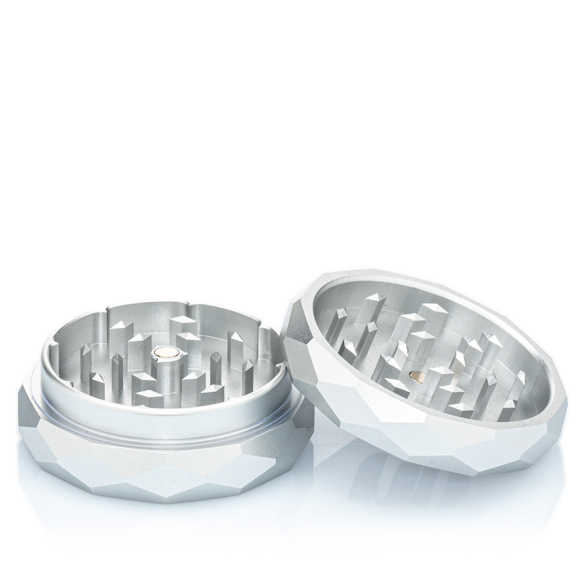 NV - Pyramid Grinder - 2-teilig D:63mm - Silber