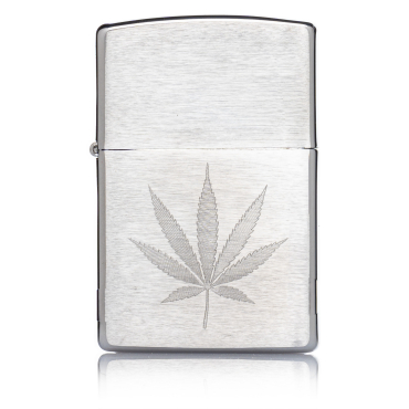 Zippo Leaf Design Engraved