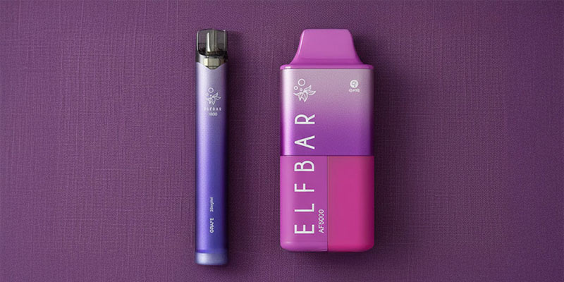 Vergleich zwischen Elf Bar AF5000 Hybrid Vape und Elf Bar 1000 Einweg Vape – Groessen- und Formunterschied nebeneinander